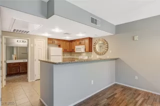 Photo #6: 2692306 Listing 