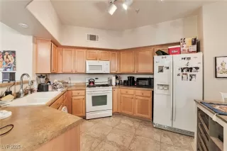 Photo #5: 2692332 Listing 