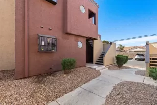 Photo #1: 2692399 Listing 