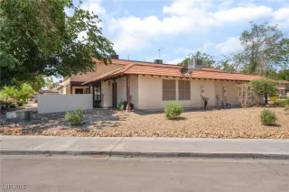 Photo #1: 2692407 Listing