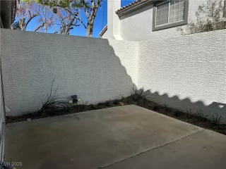 Photo #1: 2692481 Listing