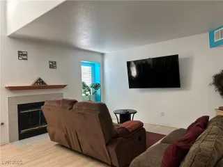 Photo #2: 2692481 Listing