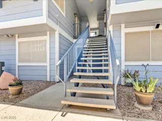 Photo #4: 2692482 Listing