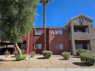 Photo #1: 2692501 Listing 