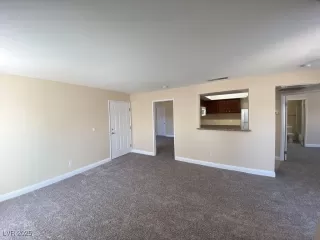 Photo #6: 2692521 Listing