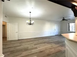 Photo #5: 2692523 Listing