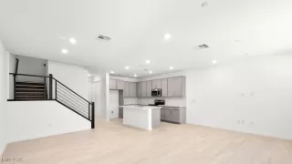 Photo #3: 2692533 Listing 