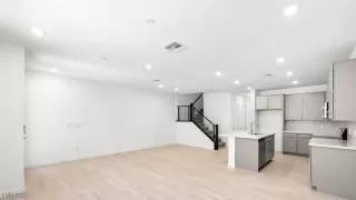 Photo #4: 2692533 Listing 