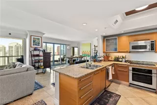 Photo #1: 2692576 Listing 