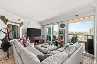 Photo #2: 2692576 Listing 