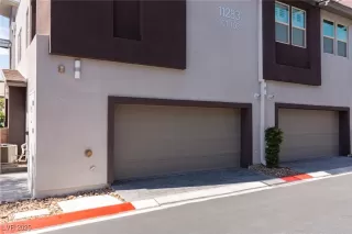 Photo #3: 2692590 Listing