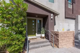 Photo #4: 2692590 Listing