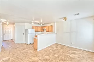 Photo #3: 2692605 Listing 