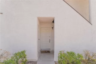 Photo #2: 2692641 Listing 