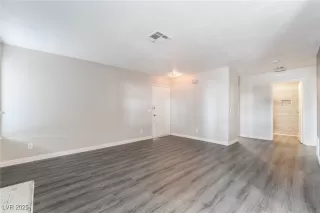 Photo #4: 2692641 Listing 