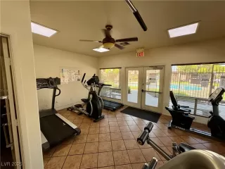 Photo #3: 2692688 Listing