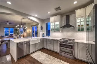 Photo #1: 2692709 Listing