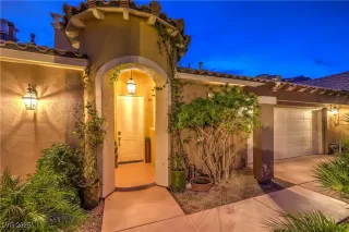 Photo #5: 2692709 Listing