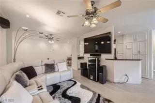 Photo #5: 2692710 Listing 