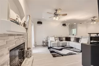 Photo #6: 2692710 Listing 