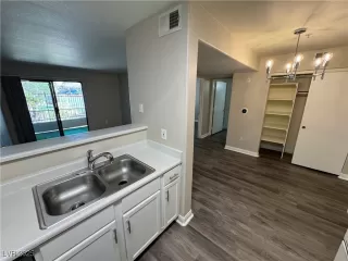 Photo #6: 2692720 Listing 