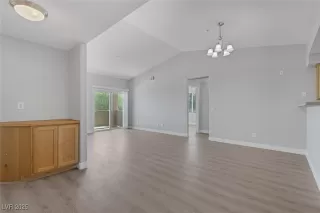 Photo #5: 2692722 Listing 