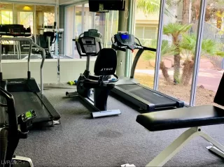 Photo #2: 2692737 Listing 