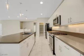 Photo #5: 2692744 Listing 