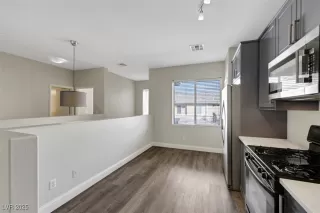 Photo #2: 2692748 Listing 