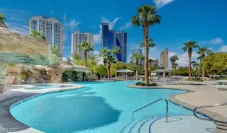 Photo #2: 2692749 Listing