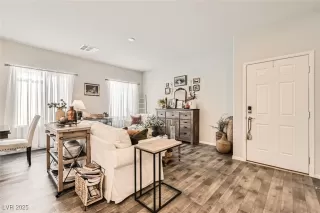 Photo #4: 2692769 Listing