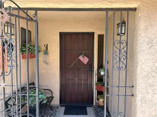 Photo #2: 2692791 Listing