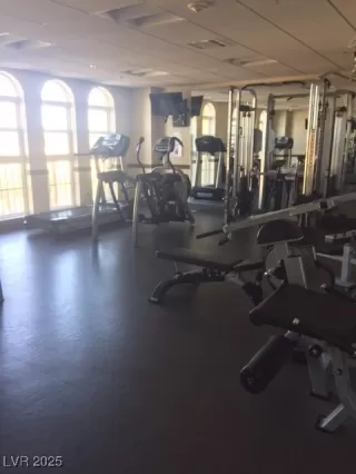 Photo #5: 2692799 Listing