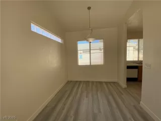 Photo #2: 2692815 Listing 