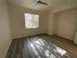 Photo #5: 2692815 Listing 