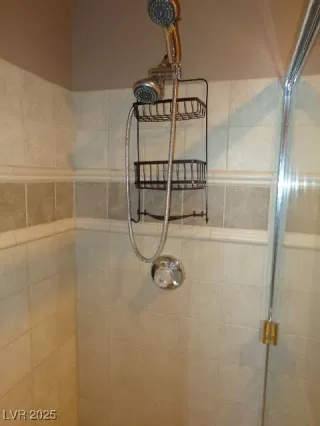 Photo #5: 2692852 Listing 