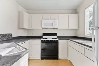 Photo #6: 2692914 Listing 