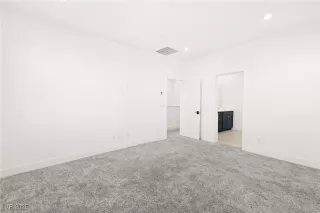 Photo #3: 2692918 Listing