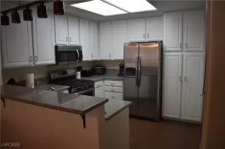 Photo #4: 2692931 Listing 