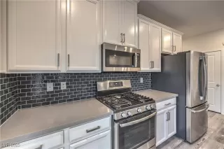 Photo #5: 2692991 Listing 