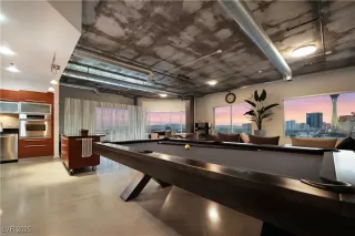 Photo #4: 2692997 Listing