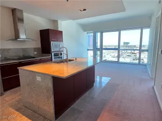 Photo #6: 2692998 Listing 