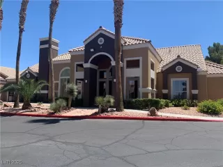 Photo #1: 2693005 Listing 