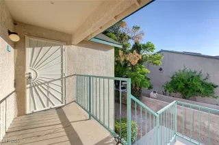 Photo #4: 2693018 Listing 