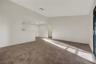 Photo #5: 2693018 Listing 