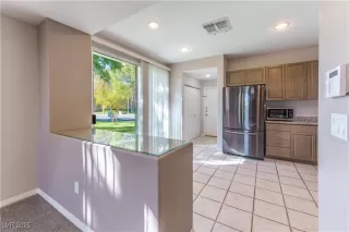 Photo #5: 2693029 Listing 