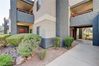 Photo #2: 2693035 Listing