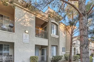 Photo #1: 2693043 Listing 