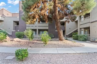 Photo #1: 2693051 Listing 