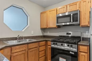 Photo #4: 2693051 Listing 